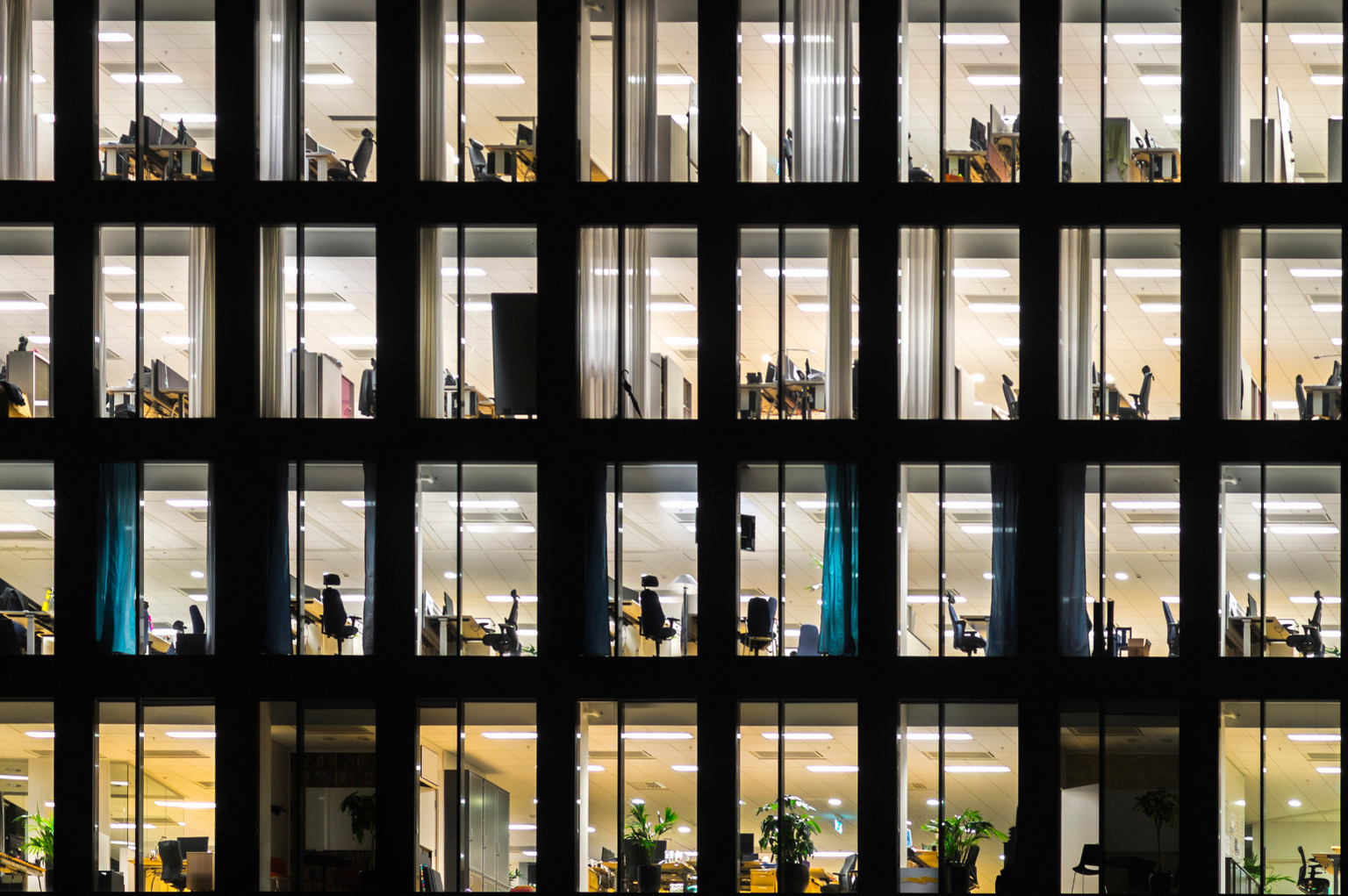 Employees need encouragement to return back to the office - here is how to make life easier for your employees post pandemic