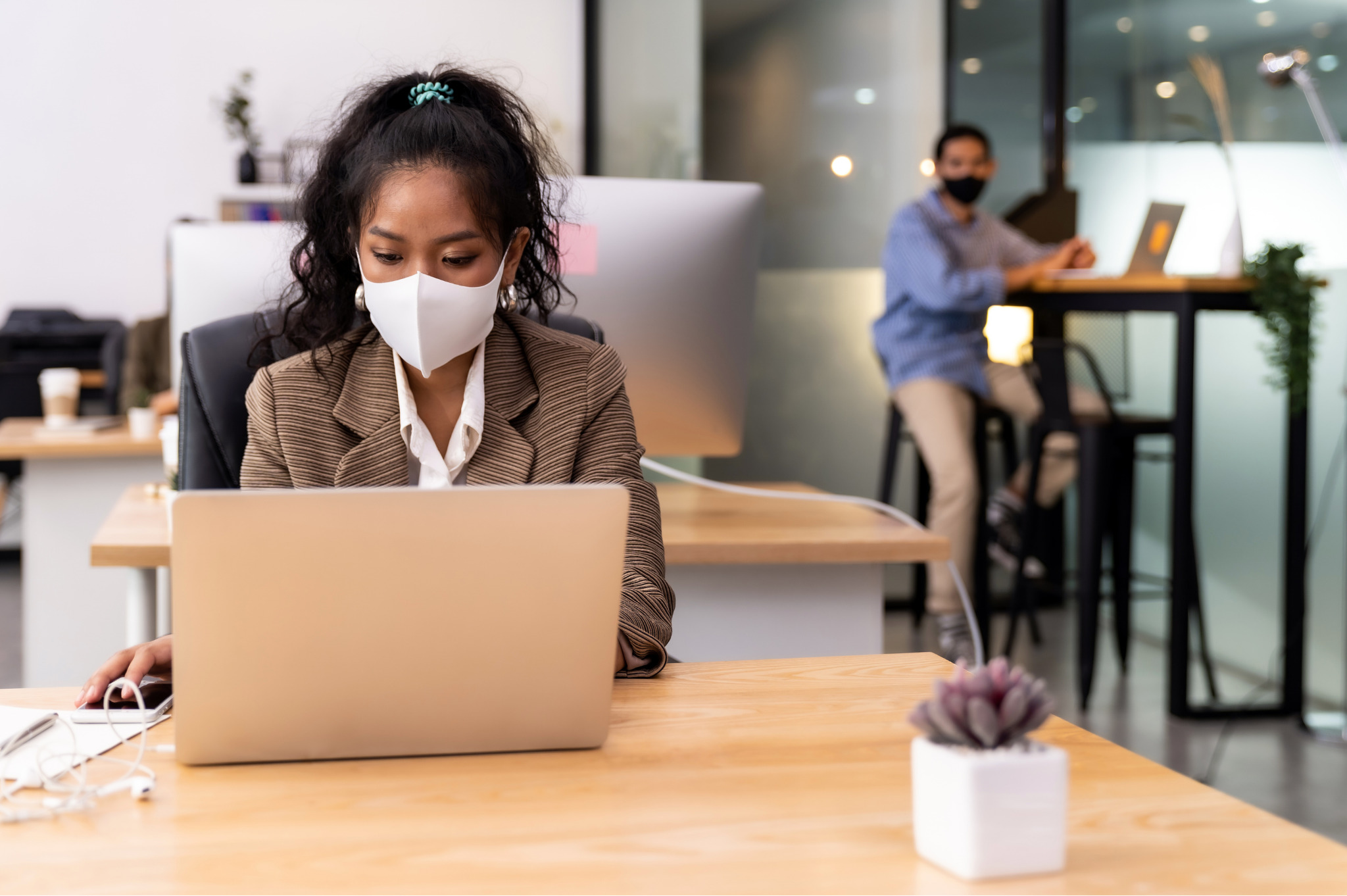 Make the safe return to the workplace with Ronspot